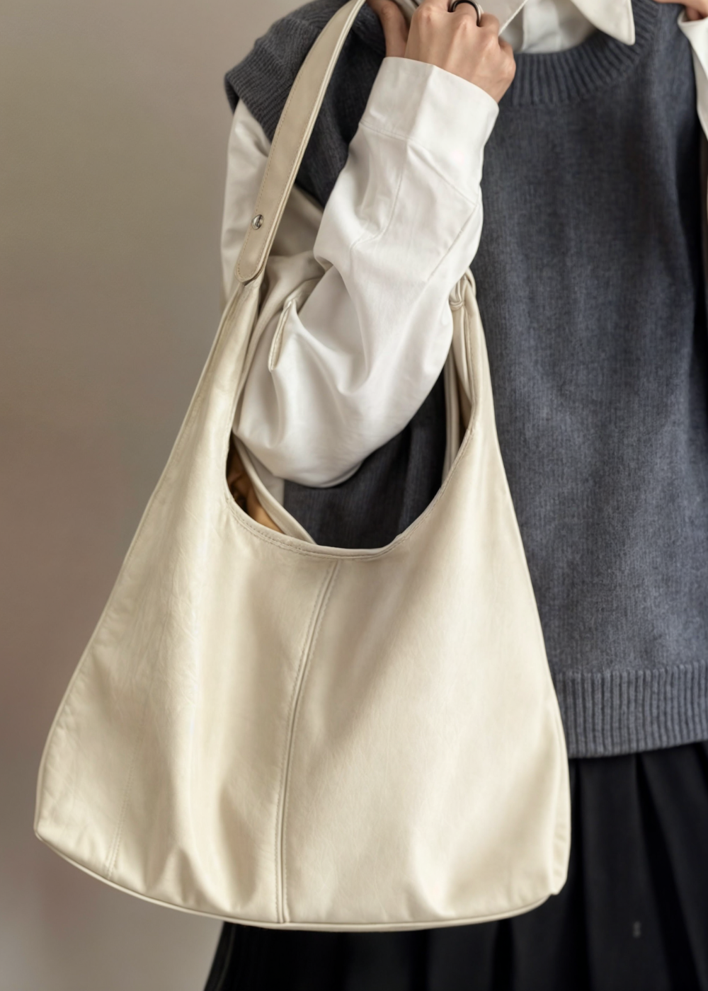 Ladies Tote Bag Spacious Design