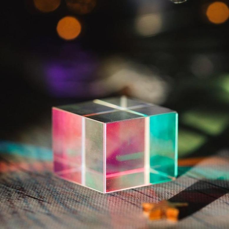 Optical Prism Cube