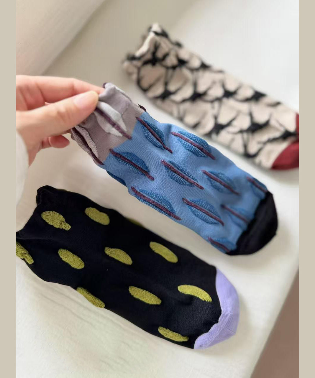 Unisex Crew Socks Colorblock Jacquard Design 4