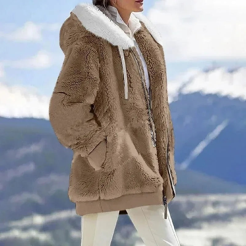 Women's hooded fleece jacket