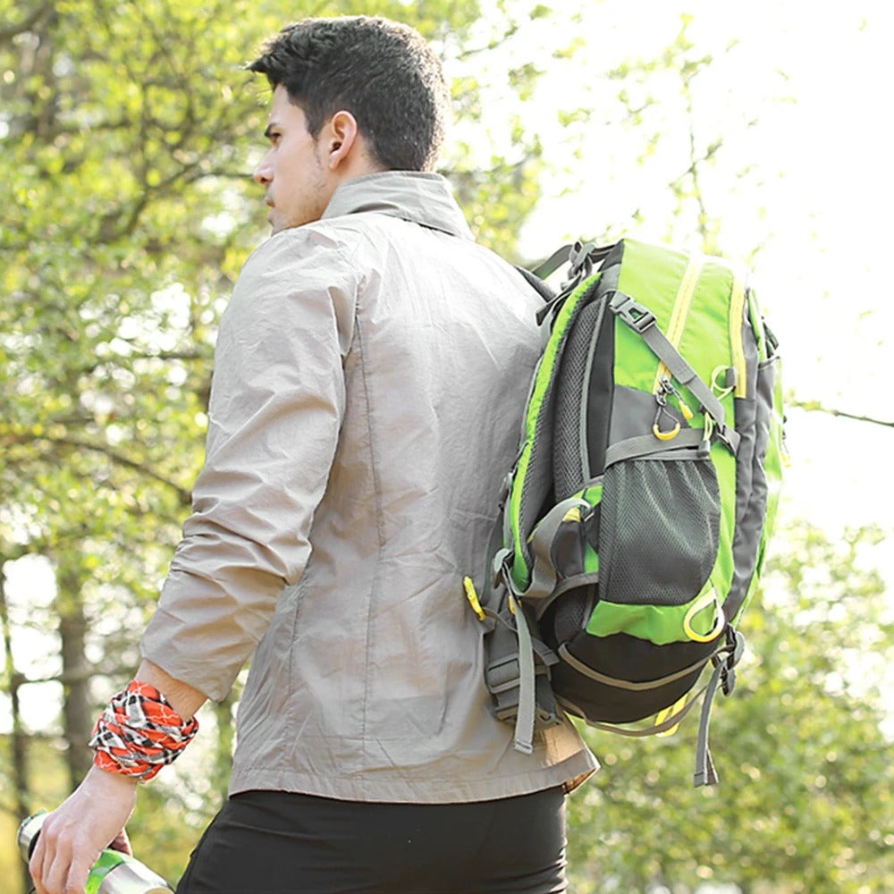 40L water-resistant travel backpack