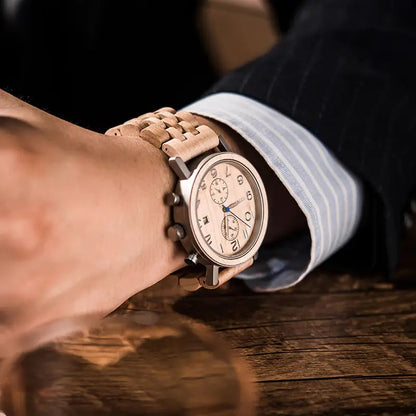 Men's watch in wood and steel