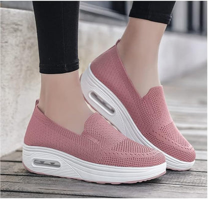 Breathable running shoes for women