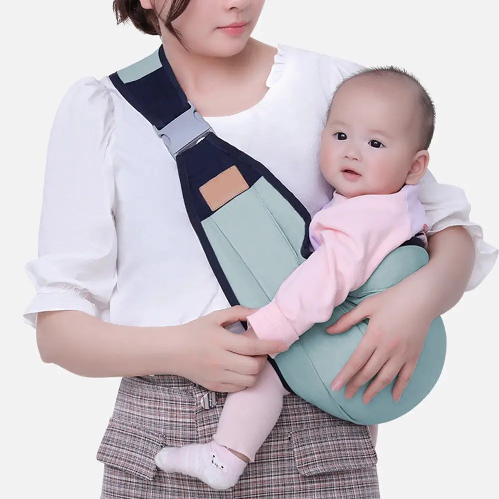 Adjustable carrying bag