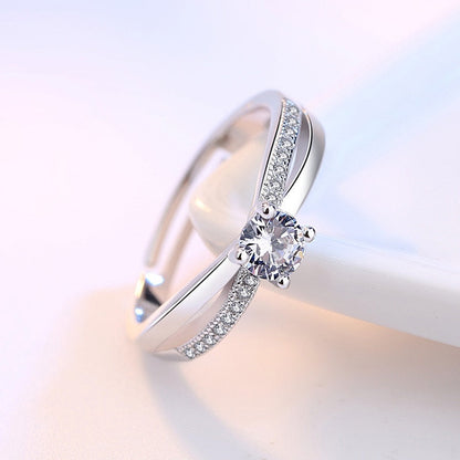 Adjustable engagement ring