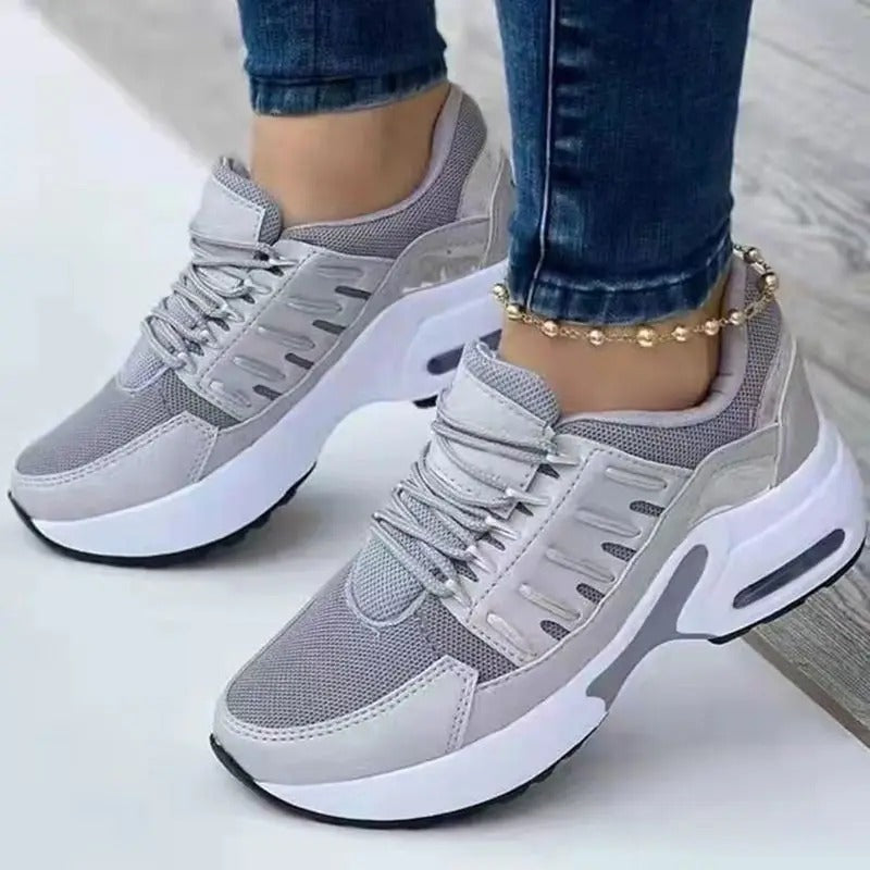 Anti-slip orthopaedic shoes for forearms