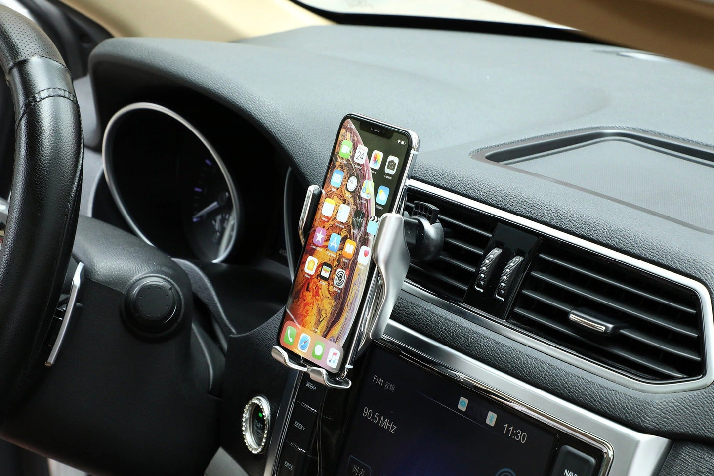 Automatic Clamping Phone Holder | Wireless Charger