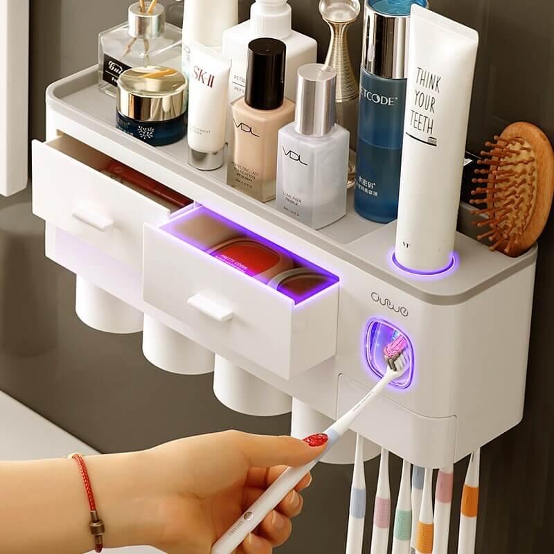Automatic toothpaste dispenser