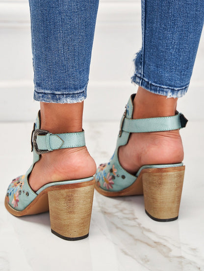Boot sandals with big heel