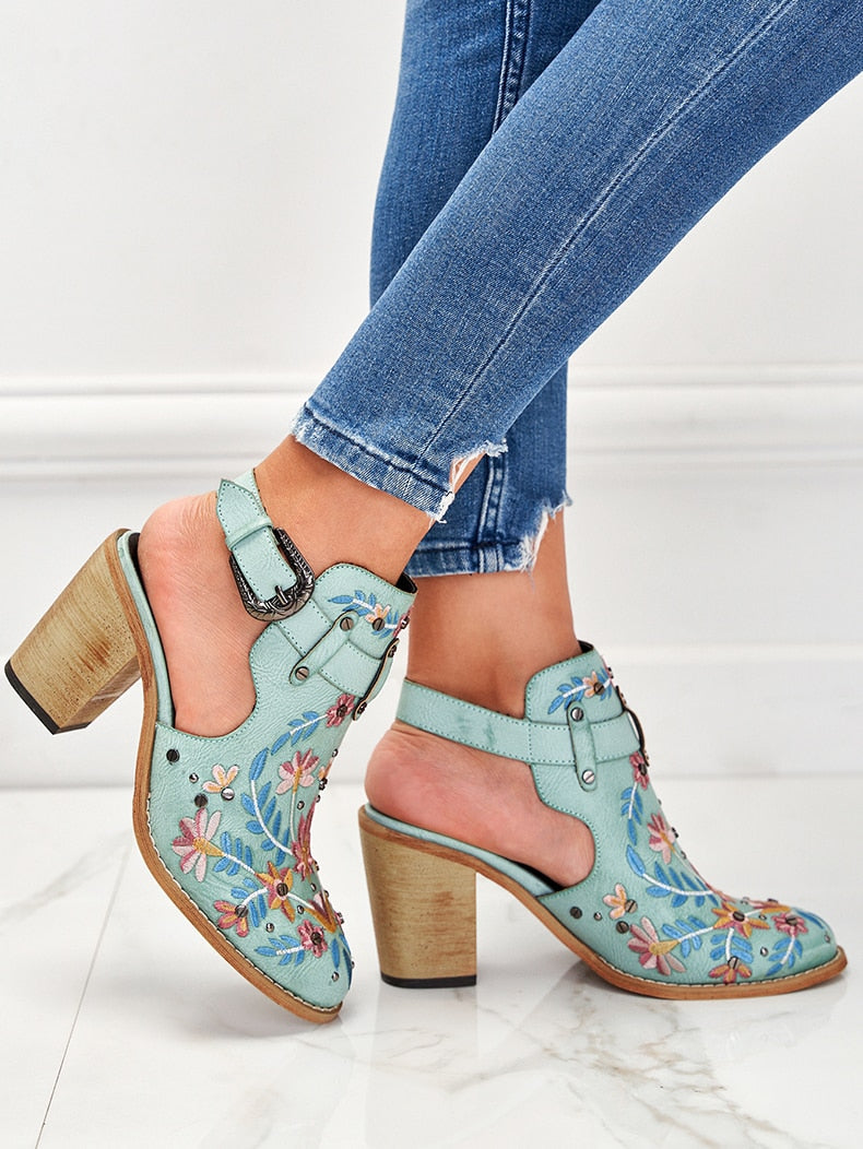 Boot sandals with big heel