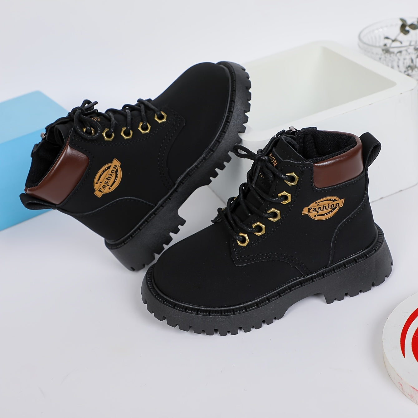 Boys' boots with zip fastener and durable non-slip sole