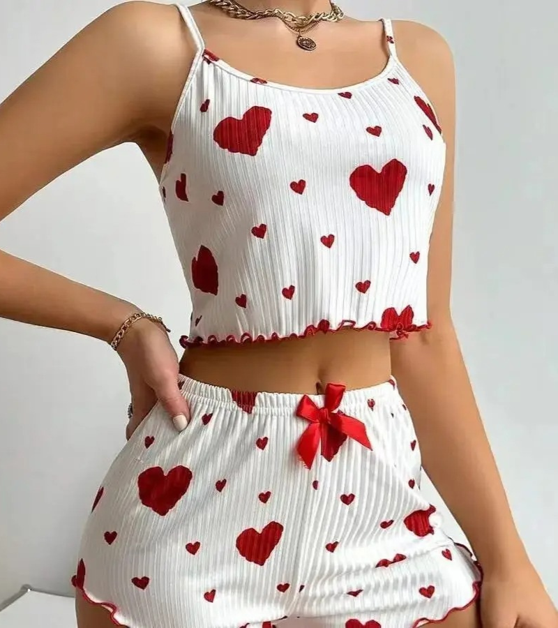 Breathable heart-shaped nightwear for women
