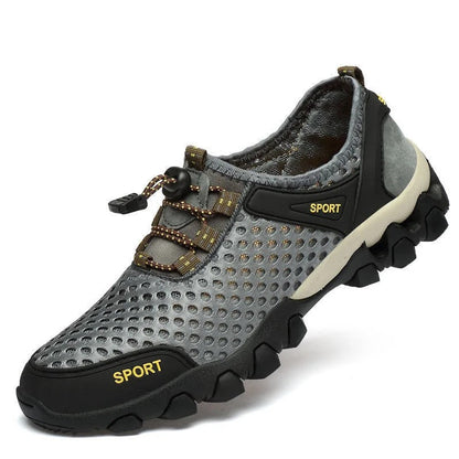 Breathable hiking boots for men