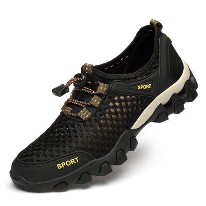 Breathable hiking boots for men