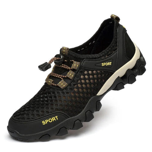 Breathable hiking boots for men
