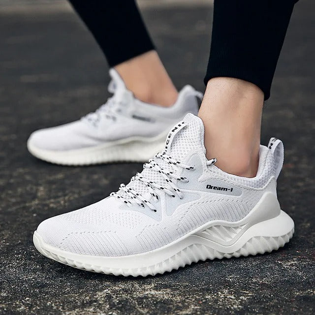 Breathable men's mesh trainers