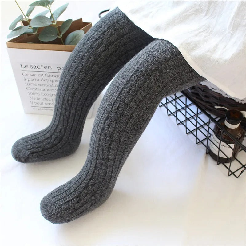 Cable-knit tights for girls