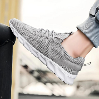 Casual athletic trainers for men