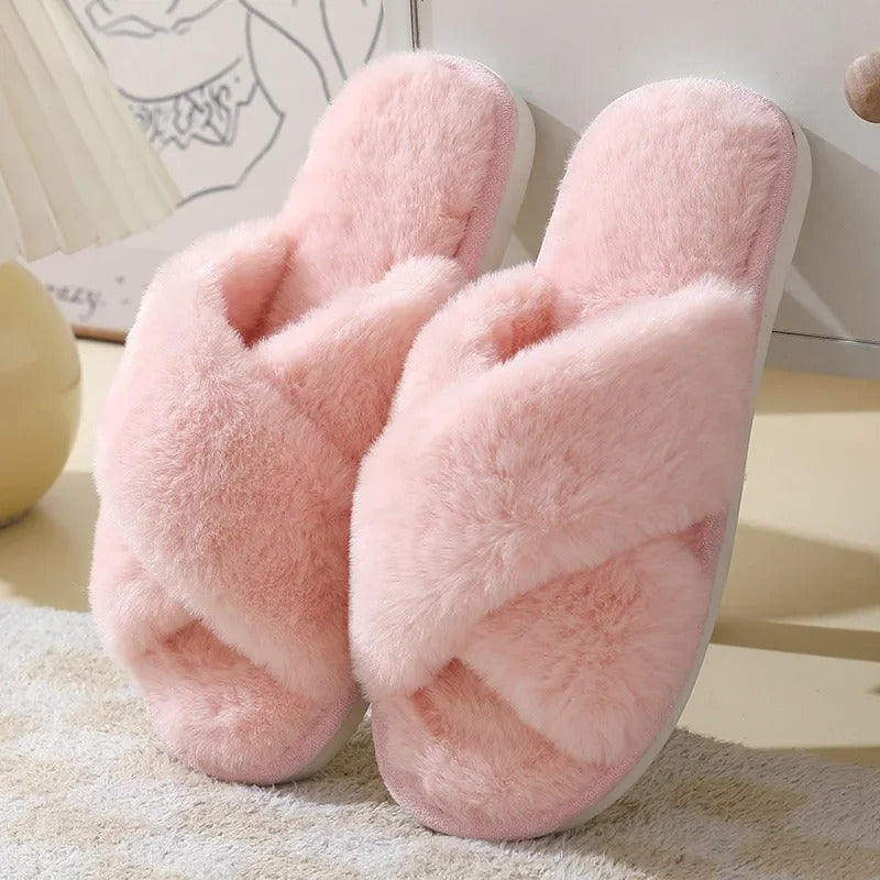Casual house slippers for women