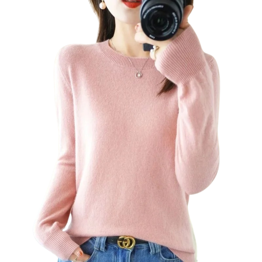 Casual knitted jumper for women