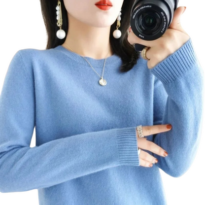 Casual knitted jumper for women