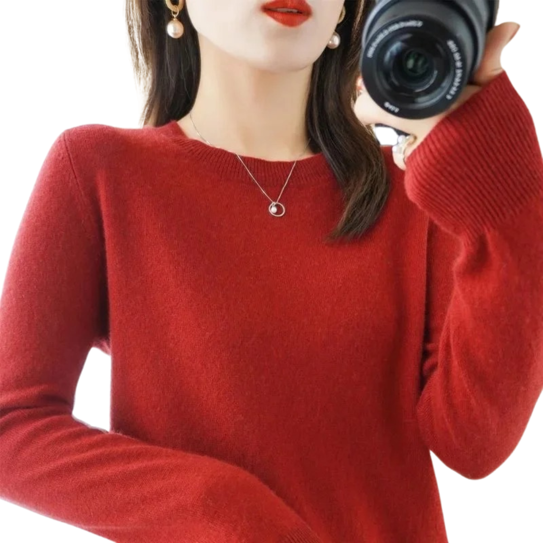 Casual knitted jumper for women