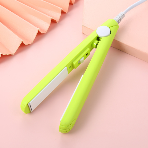 Ceramic straighteners