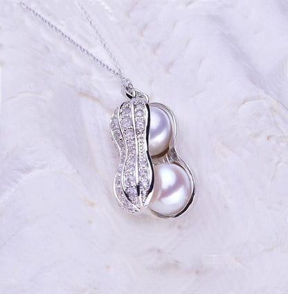 Chic Peanut Pendant Necklace