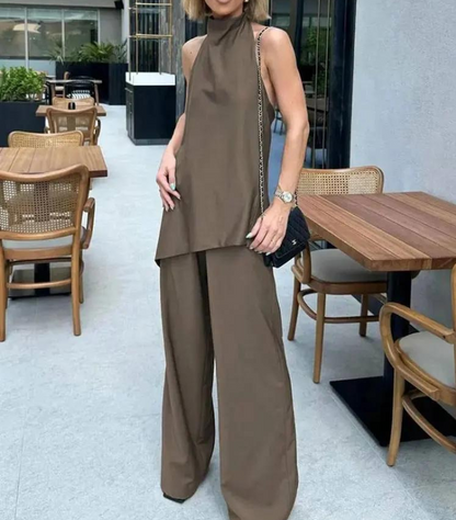 Chic halter top & bottoms