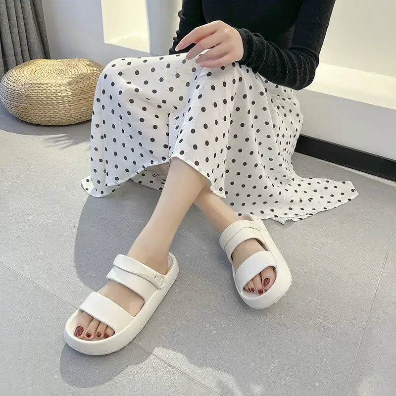 Comfortable non-slip slippers