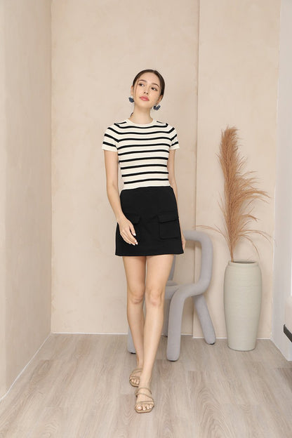 Cropped knitted ladies' jumper