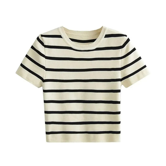 Cropped knitted ladies' jumper