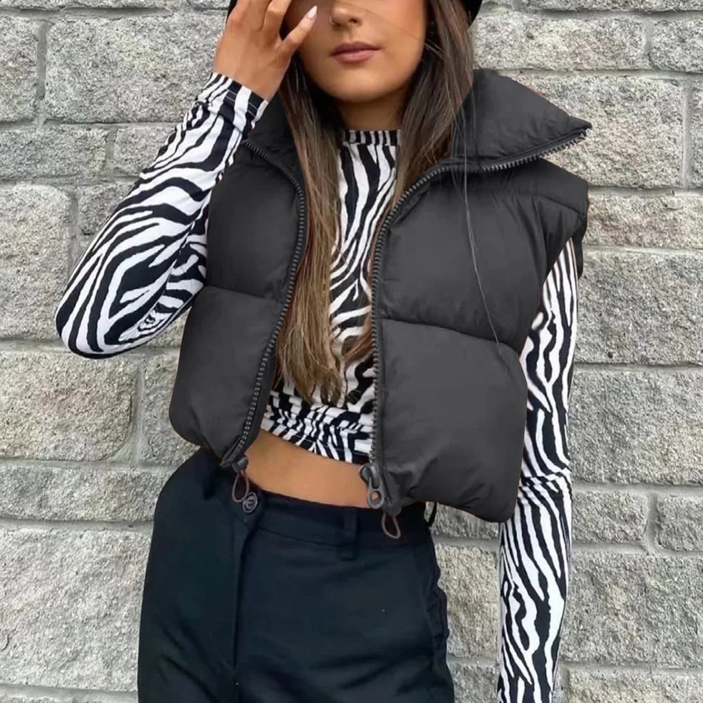 Cropped puffer jacket for women