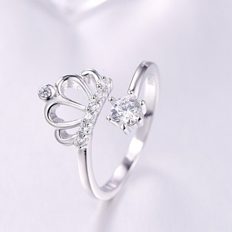 Crownring - Elegant exclusive crown ring