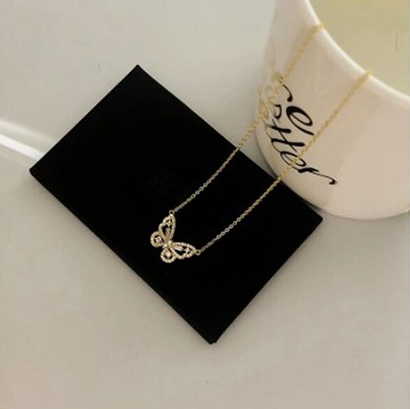 Dainty Butterfly Necklace