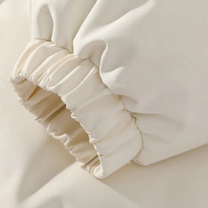 Women's hooded puffer jacket with insulation