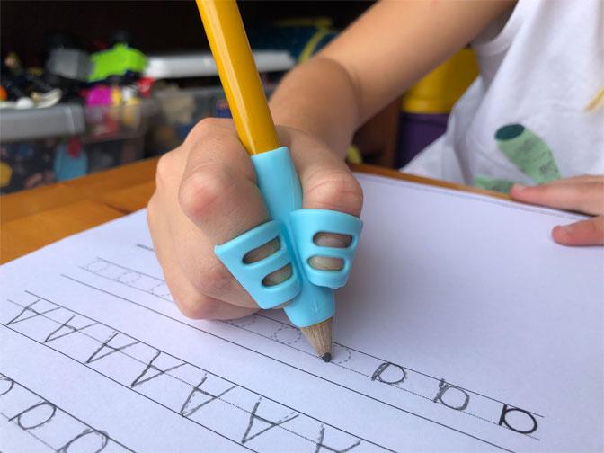 Ergonomic writing tool for children | 3 Pieces Set