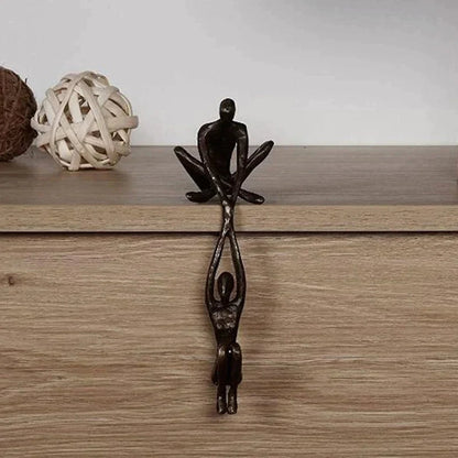 Figurine Love and Strength Sculpture Resin Interior Decoration