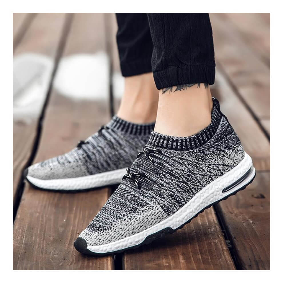 Fly-knitted Breathable Men's Sneakers