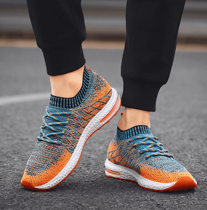 Fly-knitted Breathable Men's Sneakers