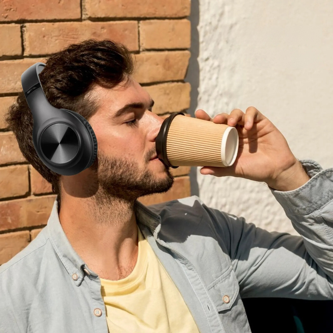 Foldable wireless headphones with active noice cancellation and microphone