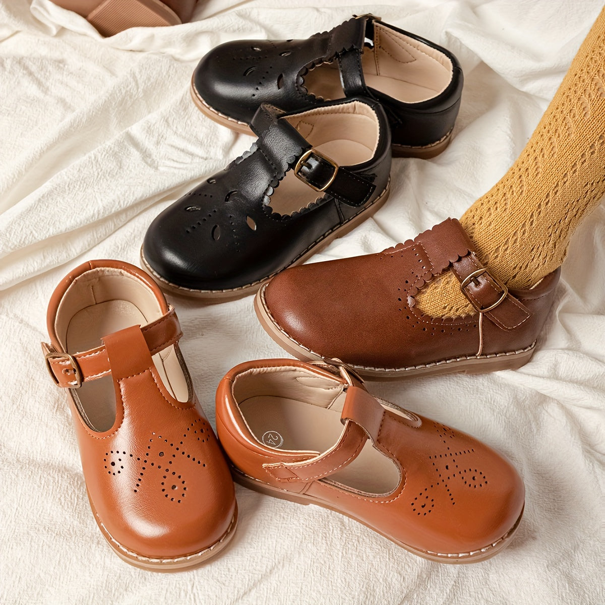 Girls' Shoes Flat Vintage Casual with Non-Slip Sole and Adjustable Strap