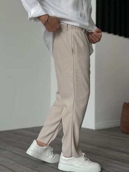 Men's relaxed fit rib-knit trousers