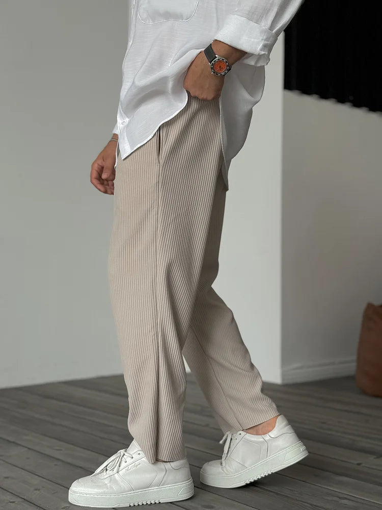 Men's relaxed fit rib-knit trousers