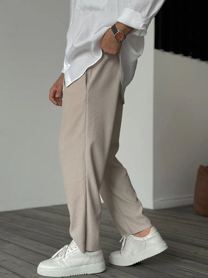 Men's relaxed fit rib-knit trousers