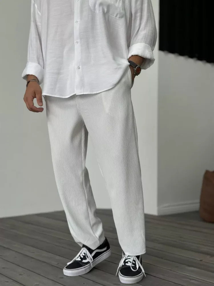 Men's relaxed fit rib-knit trousers