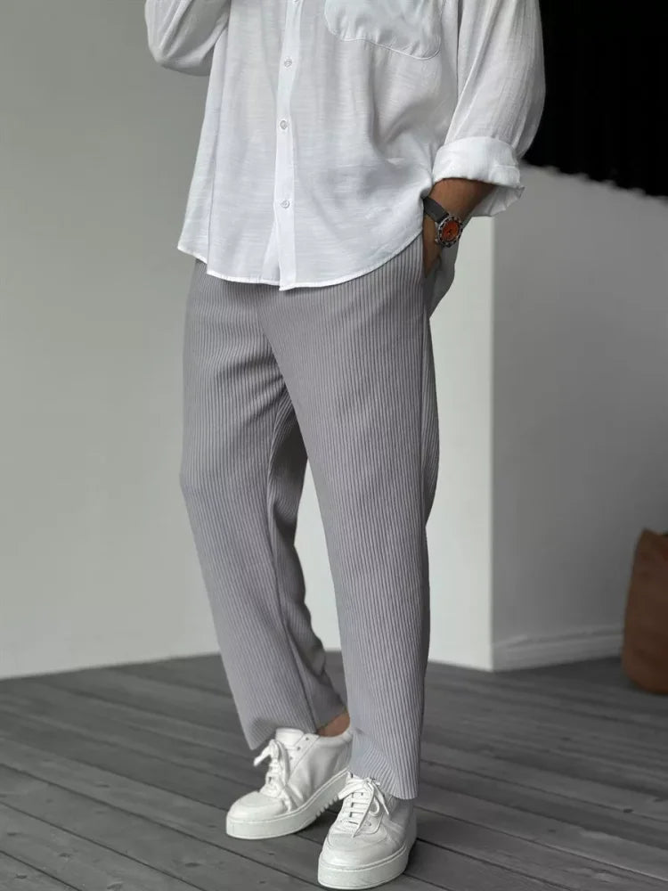 Men's relaxed fit rib-knit trousers