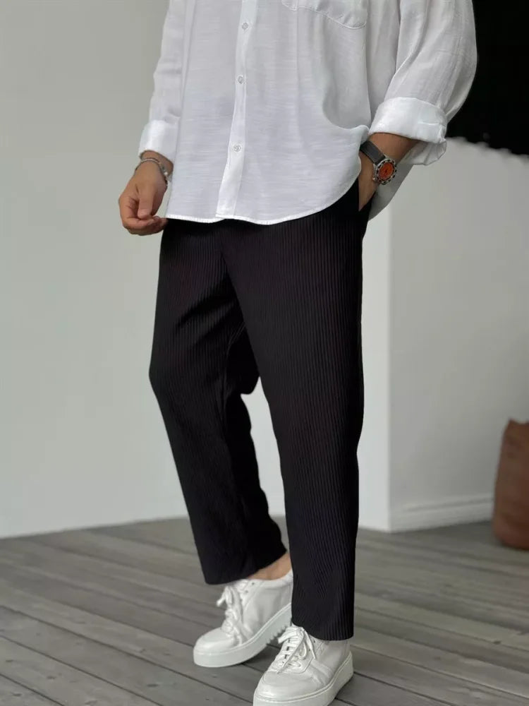 Men's relaxed fit rib-knit trousers