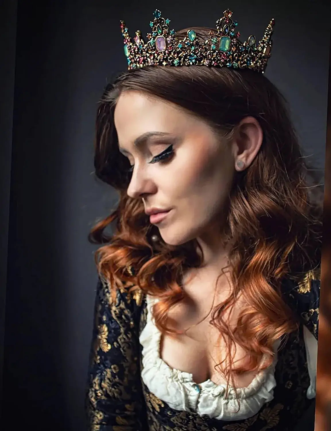Jeweled Baroque Queen's Crown
