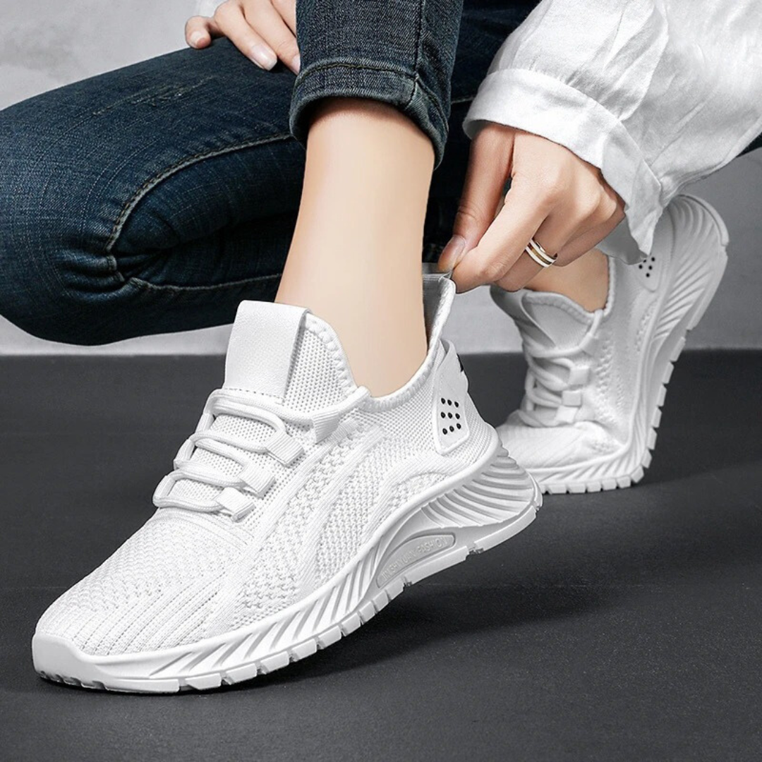 Knitted breathable mesh shoes for women